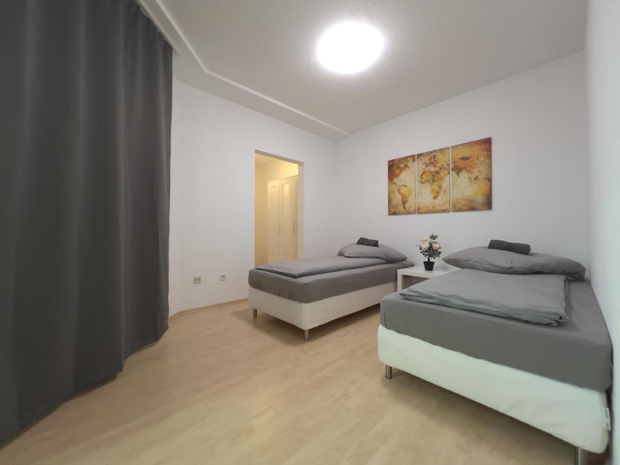 Gemuetliche 5 Personen Wohnung Obertshausen Exteriör bild